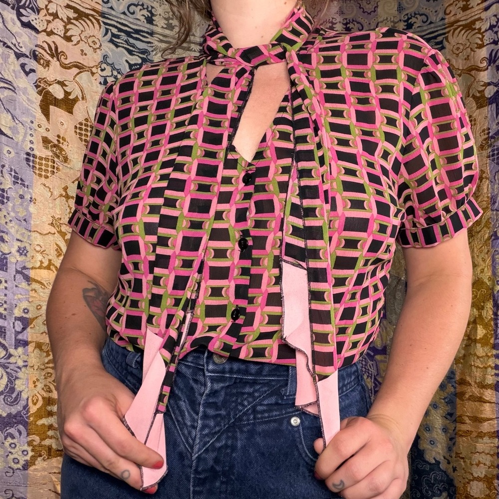 Retro Pink Green Tie Neck Geometric Puff Sleeve Button Front Blouse Size L